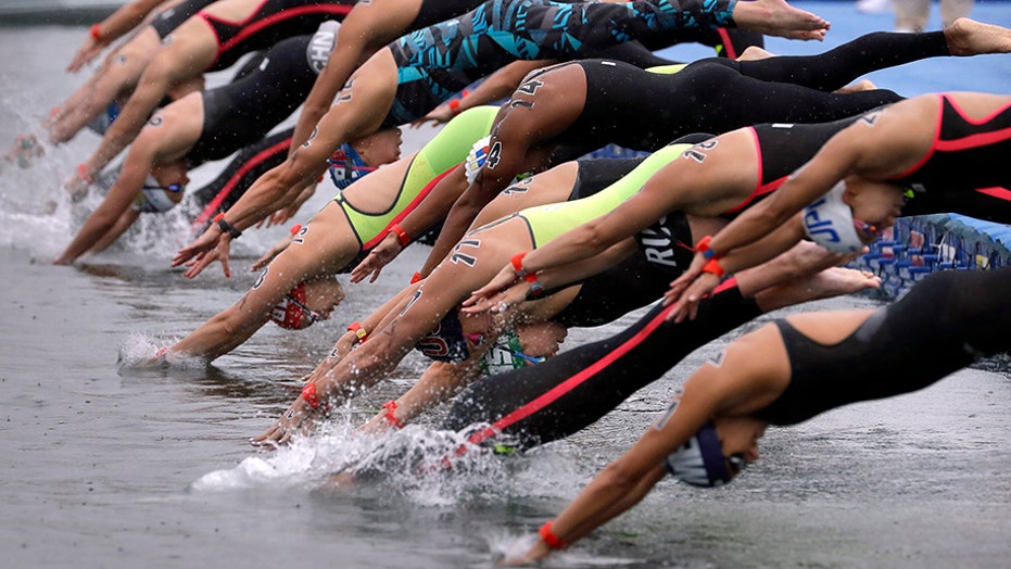 Disqualification of Alaska HS swimmer after ref saw \u0027butt